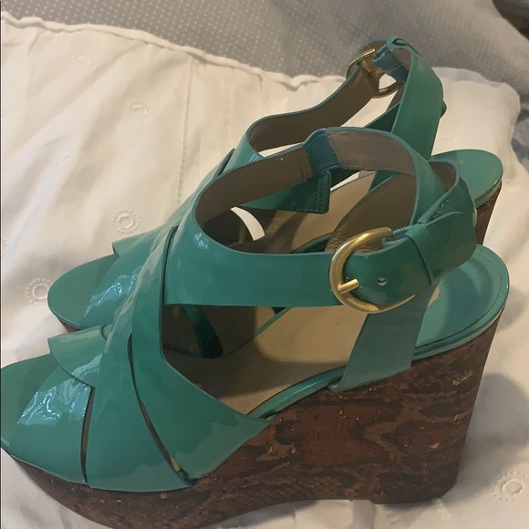 Joan and David Mint Green Wedges Size 8 - Picture 2 of 5